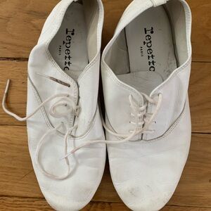 Repetto white lace-up shoes, size 36